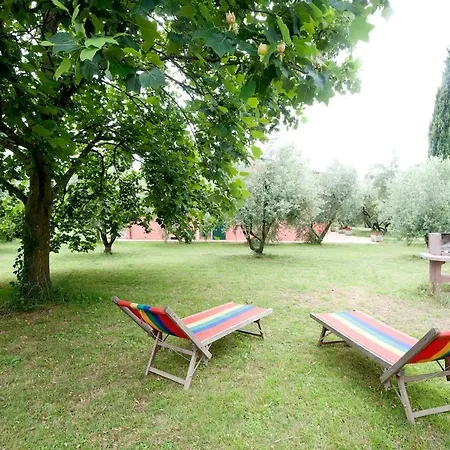 Parking With Garden Near The Sea Caniparola di Fosdinovo